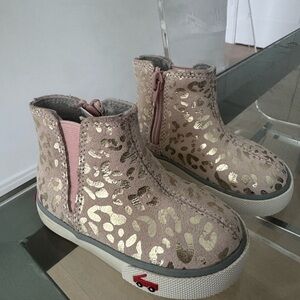 See Kai Run Pink and Gold Baby Shoes